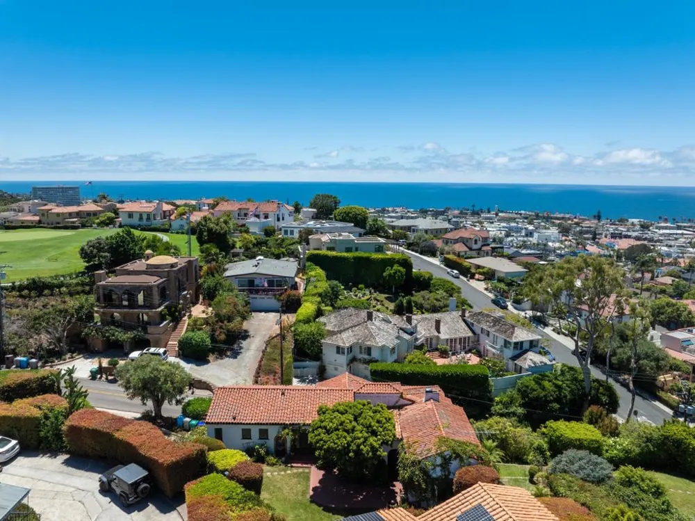 1406 La Jolla Knoll La Jolla, CA 92037