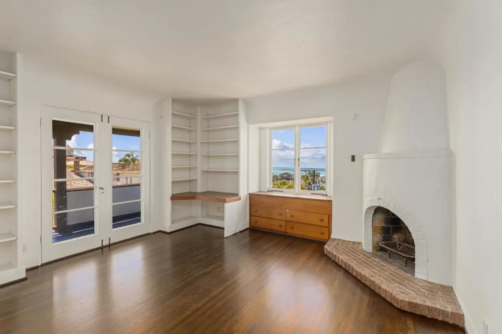 1406 La Jolla Knoll La Jolla, CA 92037
