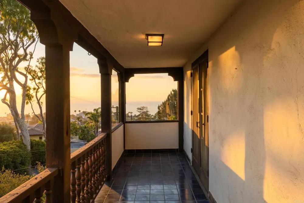 1406 La Jolla Knoll La Jolla, CA 92037