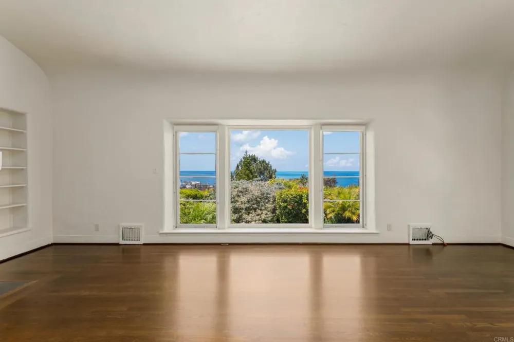 1406 La Jolla Knoll La Jolla, CA 92037