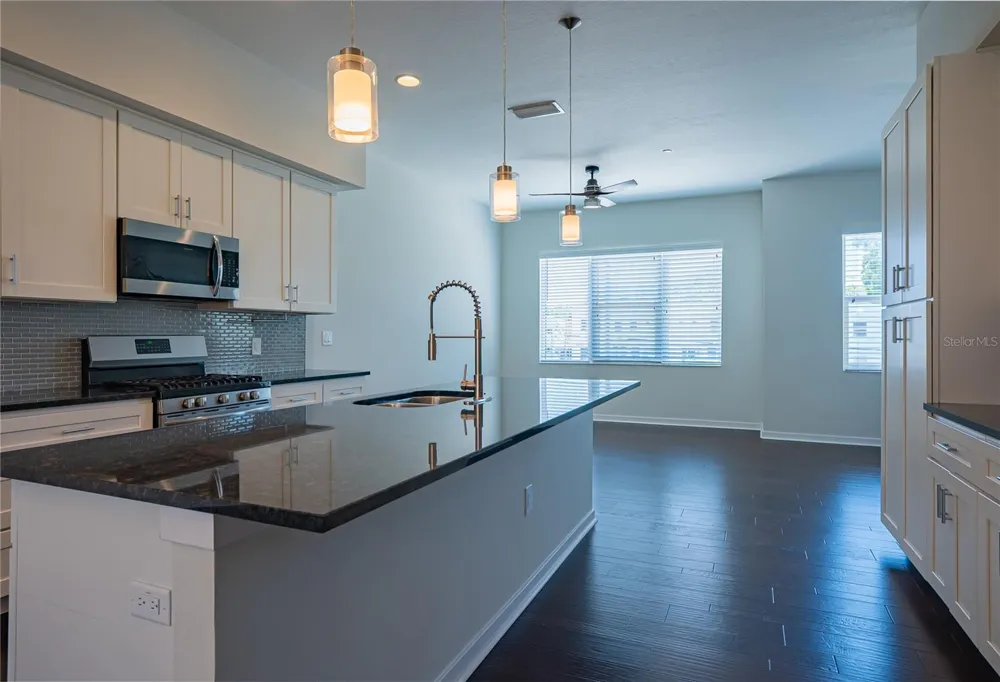 339 8TH STREET St Petersburg, FL 33701