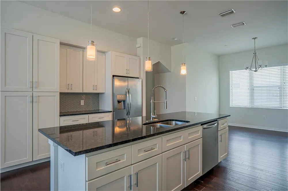 339 8TH STREET St Petersburg, FL 33701