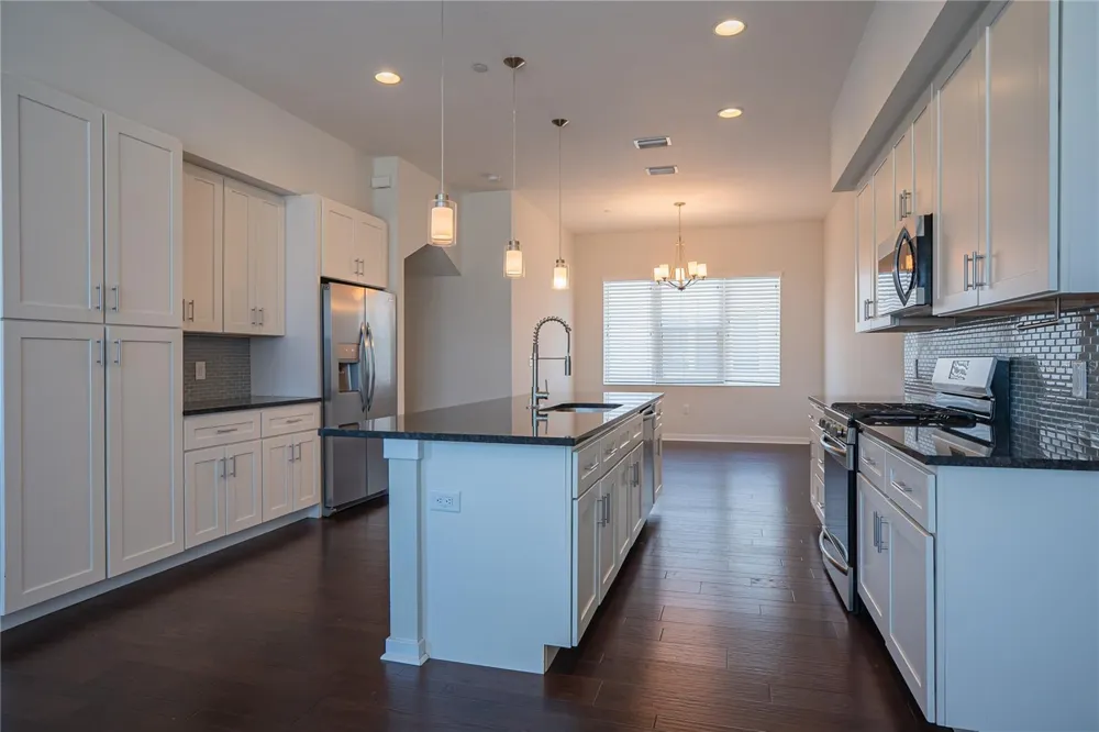 339 8TH STREET St Petersburg, FL 33701