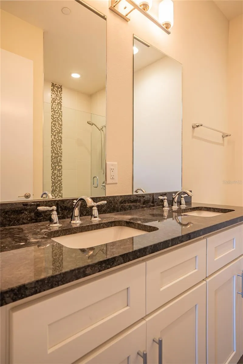 339 8TH STREET St Petersburg, FL 33701