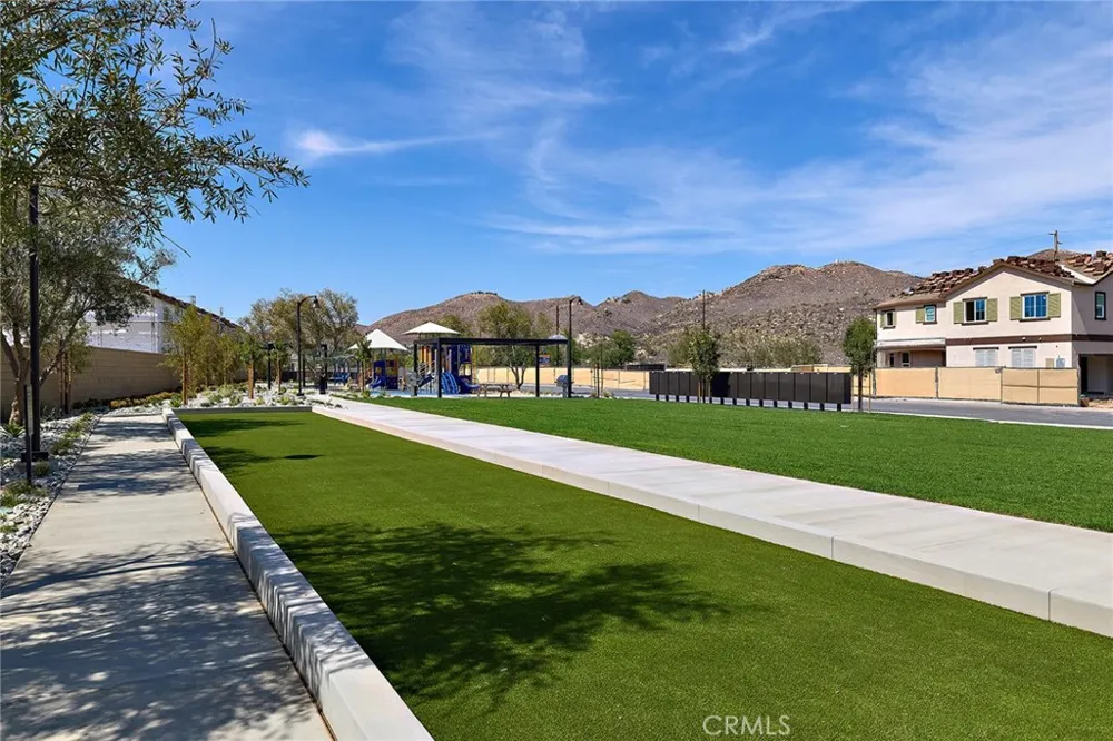 33535 Mission Trail #71 Lake Elsinore, CA 92530