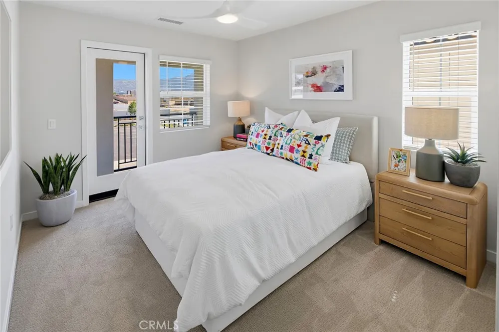 33535 Mission Trail #71 Lake Elsinore, CA 92530