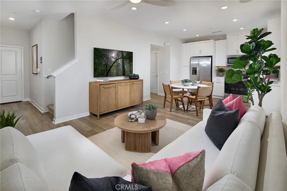 33535 Mission Trail #71 Lake Elsinore, CA 92530