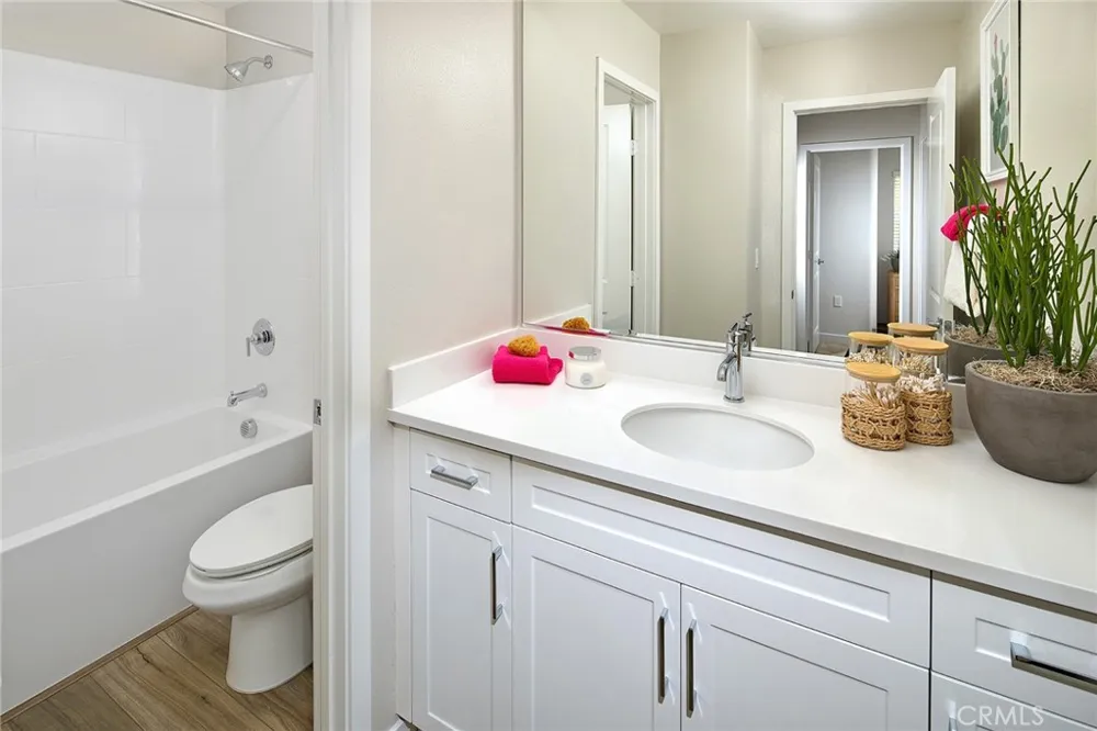 33535 Mission Trail #71 Lake Elsinore, CA 92530