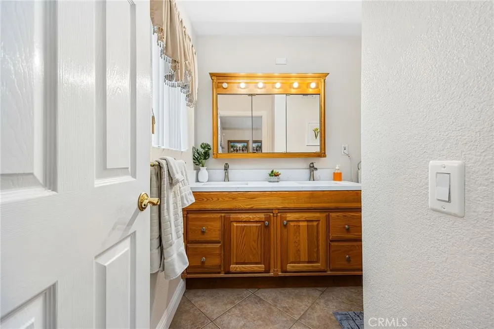 34920 Cameron Lane Wildomar, CA 92595