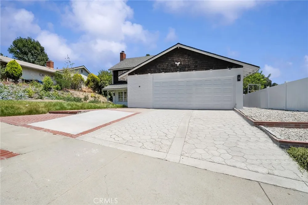 23674 Bower Cascade Diamond Bar, CA 91765