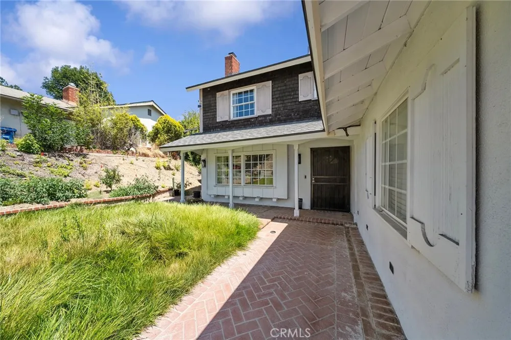 23674 Bower Cascade Diamond Bar, CA 91765