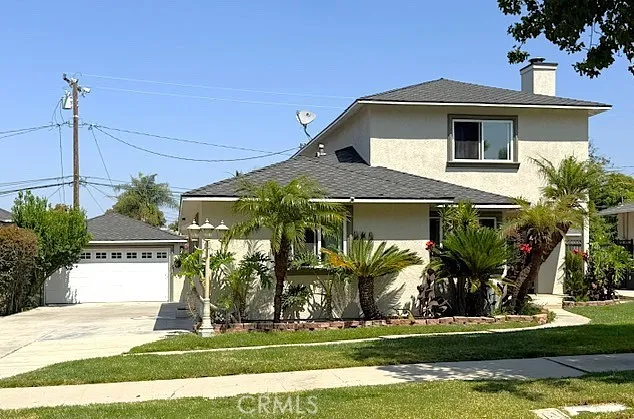 8433 California Whittier, CA 90605