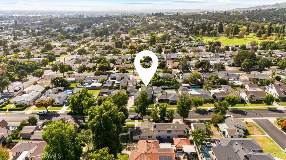 8433 California Whittier, CA 90605