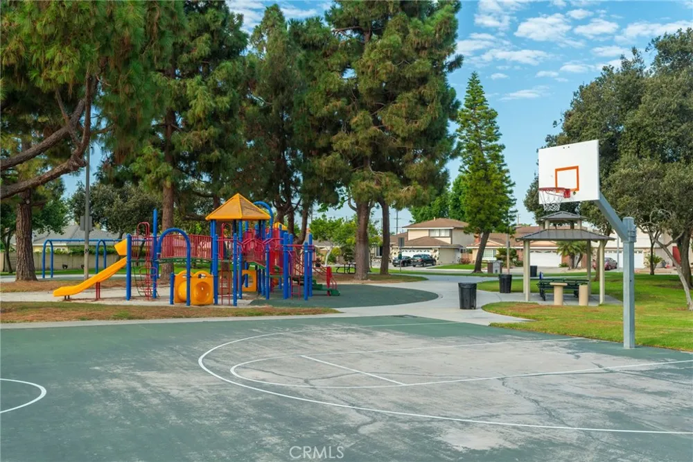 9230 Larkspur Westminster, CA 92683