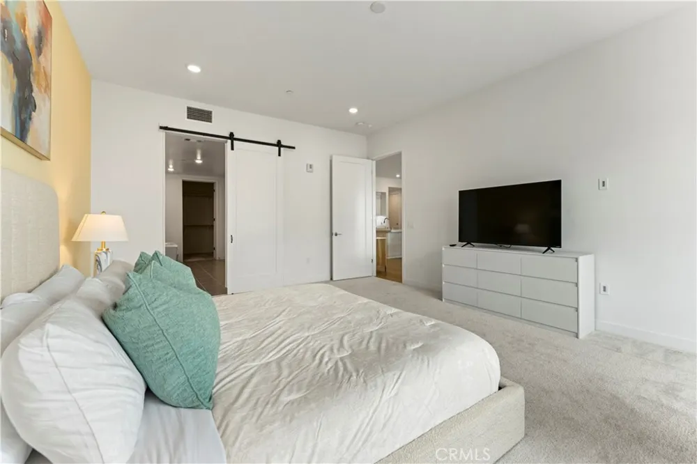 2602 Rivington Irvine, CA 92612