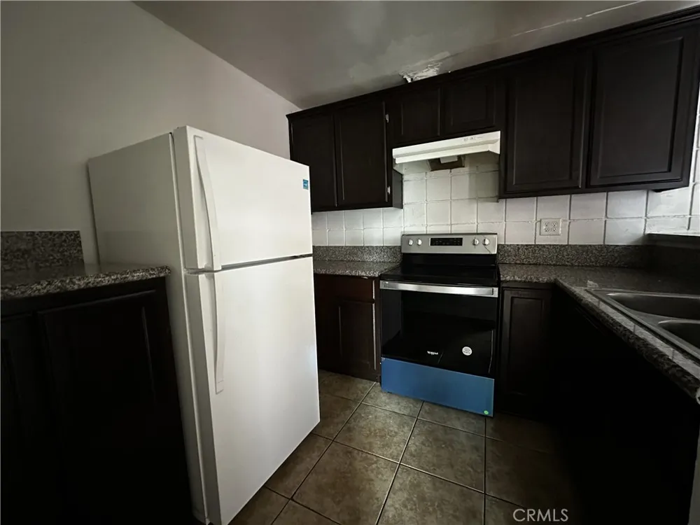 120 E Pine #J Santa Ana, CA 92701