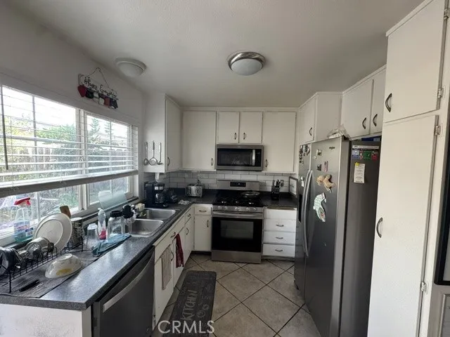 10570 White Oak Riverside, CA 92505
