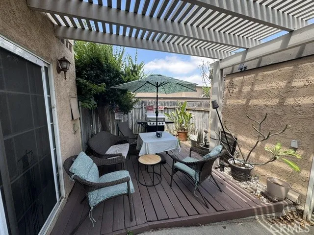 10570 White Oak Riverside, CA 92505