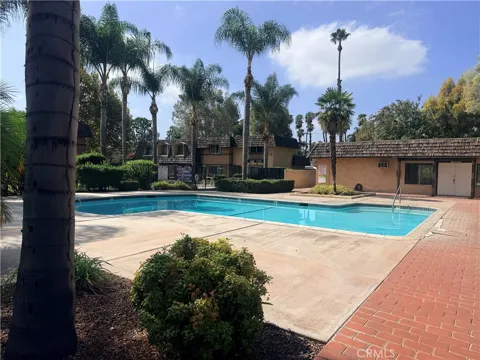 10570 White Oak