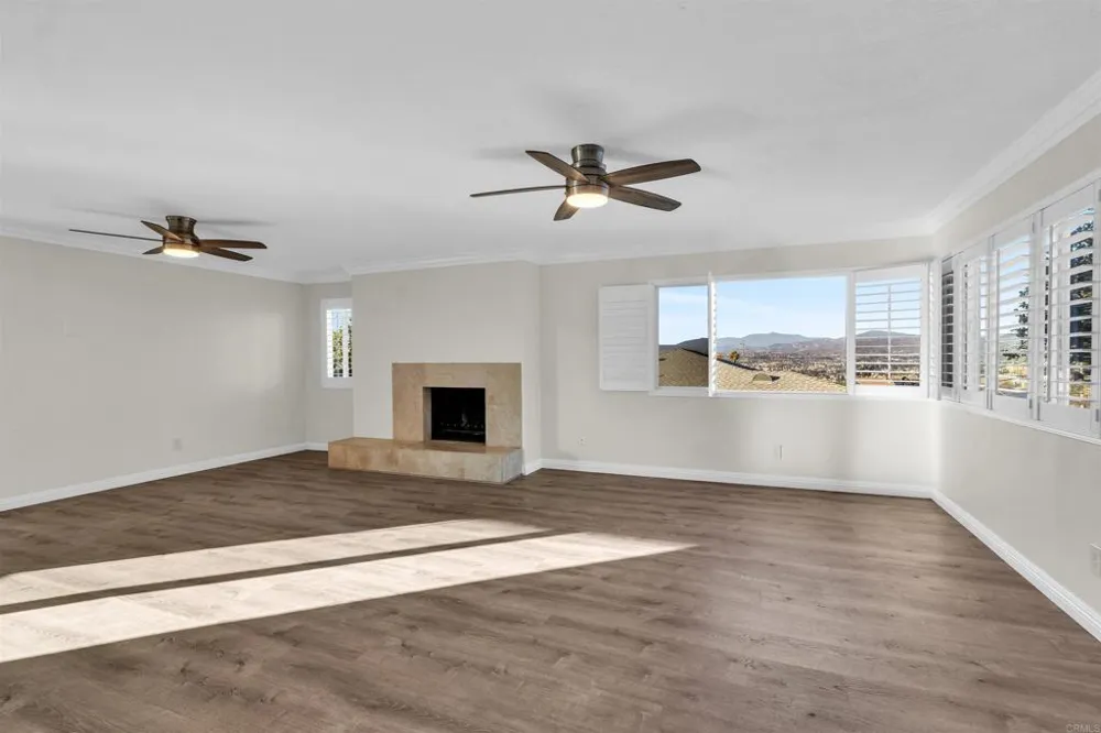 166 Cottonpatch Way El Cajon, CA 92020