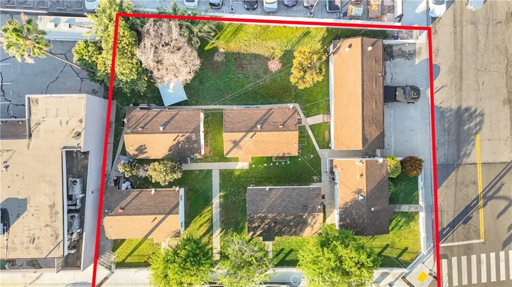 335 Centinela Ave Inglewood, CA 90302