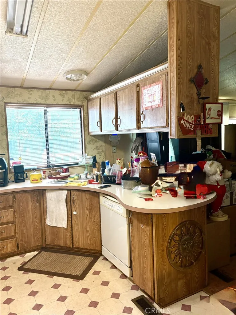 15048 Jack Pine Magalia, CA 95954