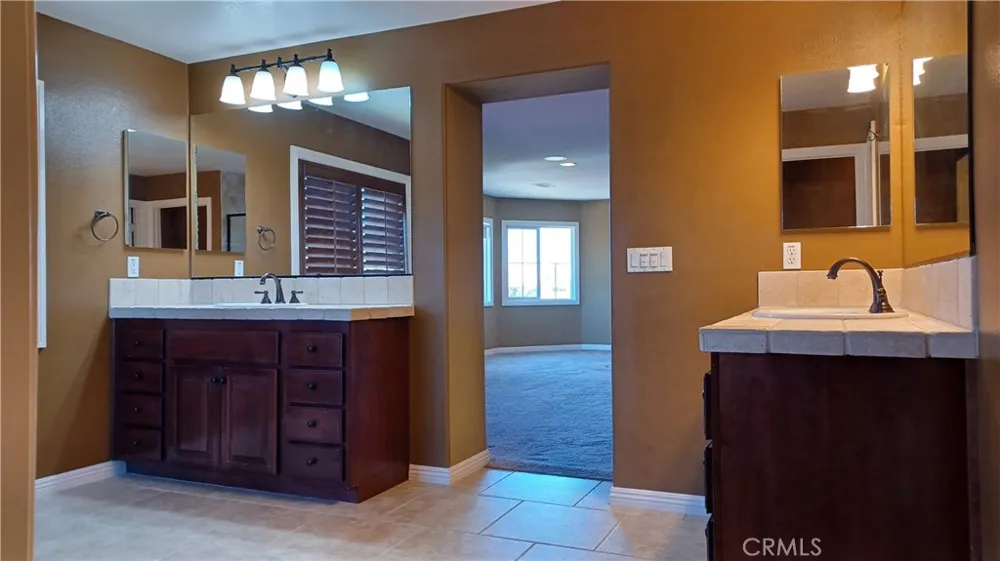 37105 Firethorn Palmdale, CA 93550