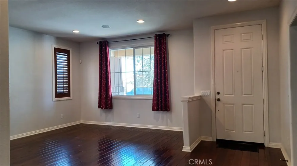 37105 Firethorn Palmdale, CA 93550