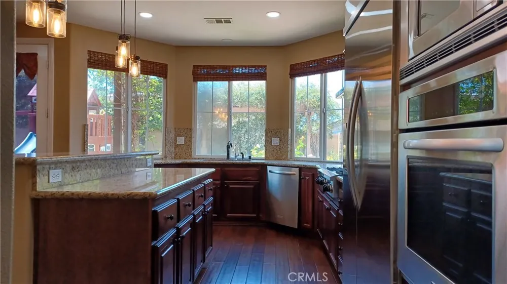 37105 Firethorn Palmdale, CA 93550