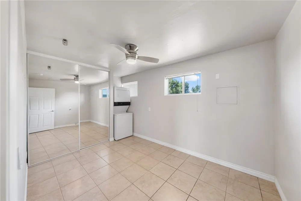 2713 E Mission Fallbrook, CA 92028