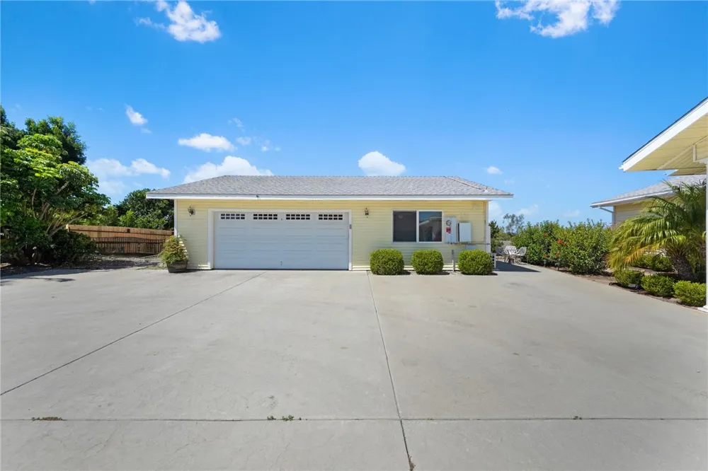 2713 E Mission Fallbrook, CA 92028