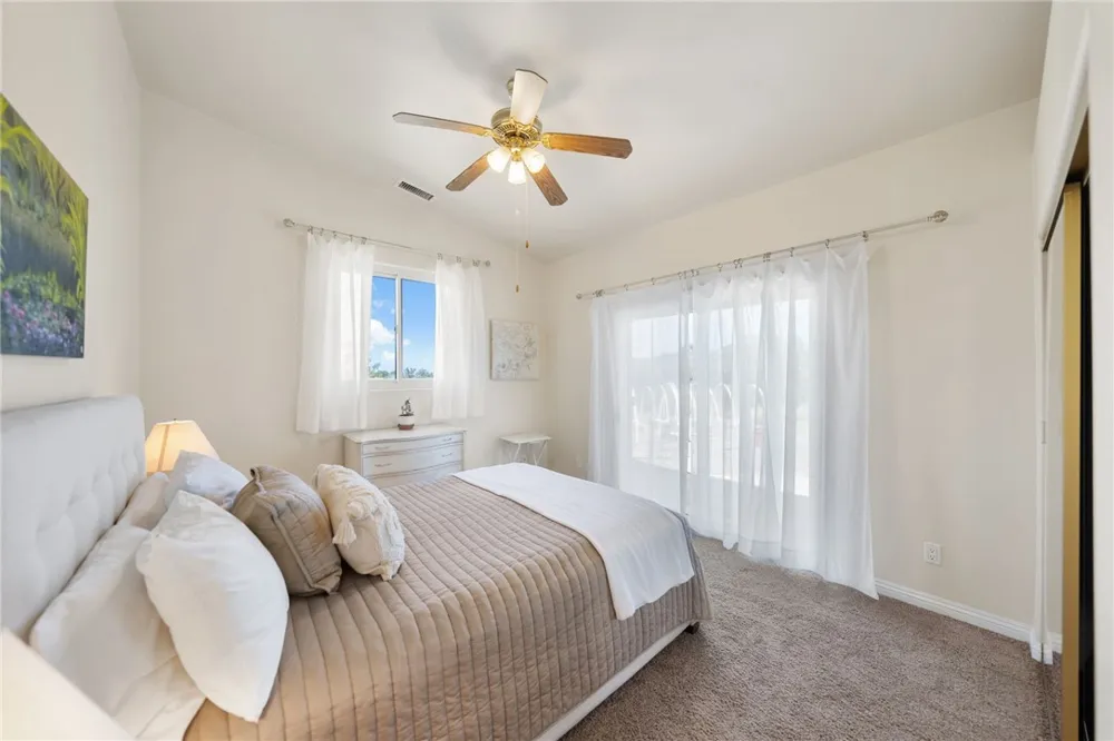 2713 E Mission Fallbrook, CA 92028