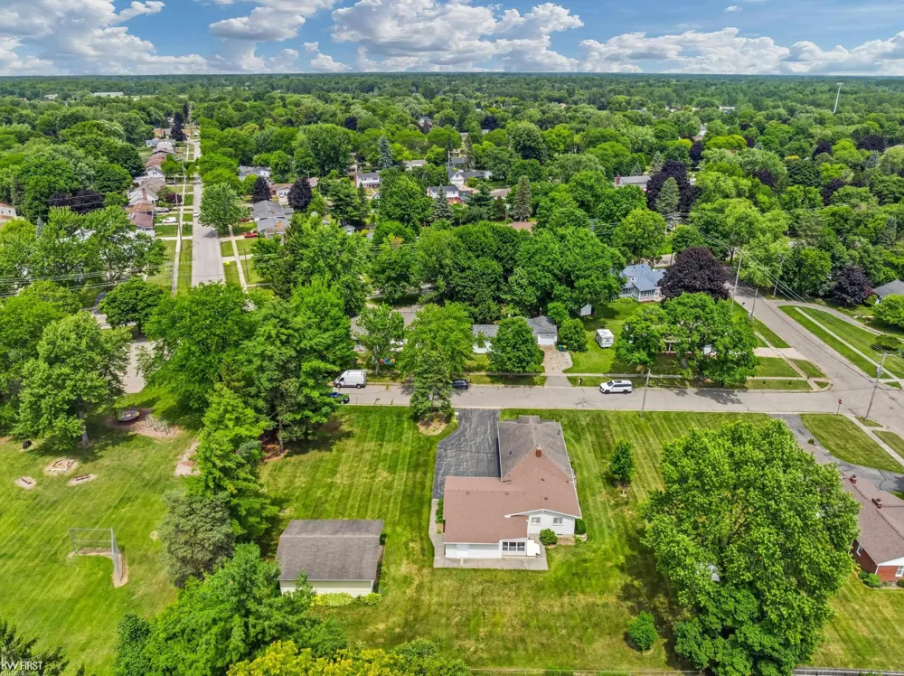 1018 Mildred Street Flushing City, MI 48433