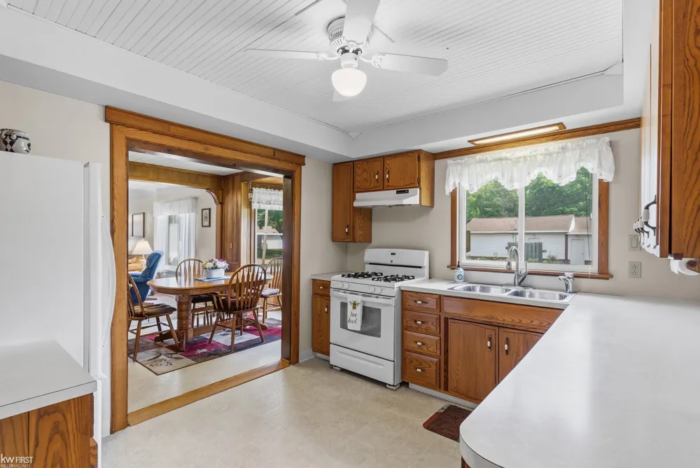 1018 Mildred Street Flushing City, MI 48433