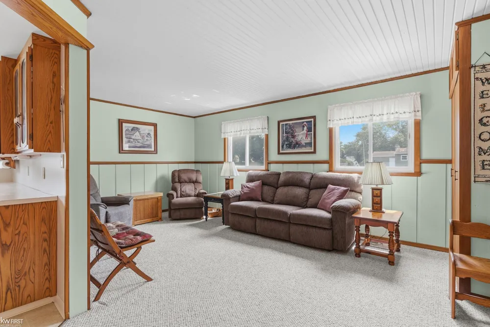 1018 Mildred Street Flushing City, MI 48433