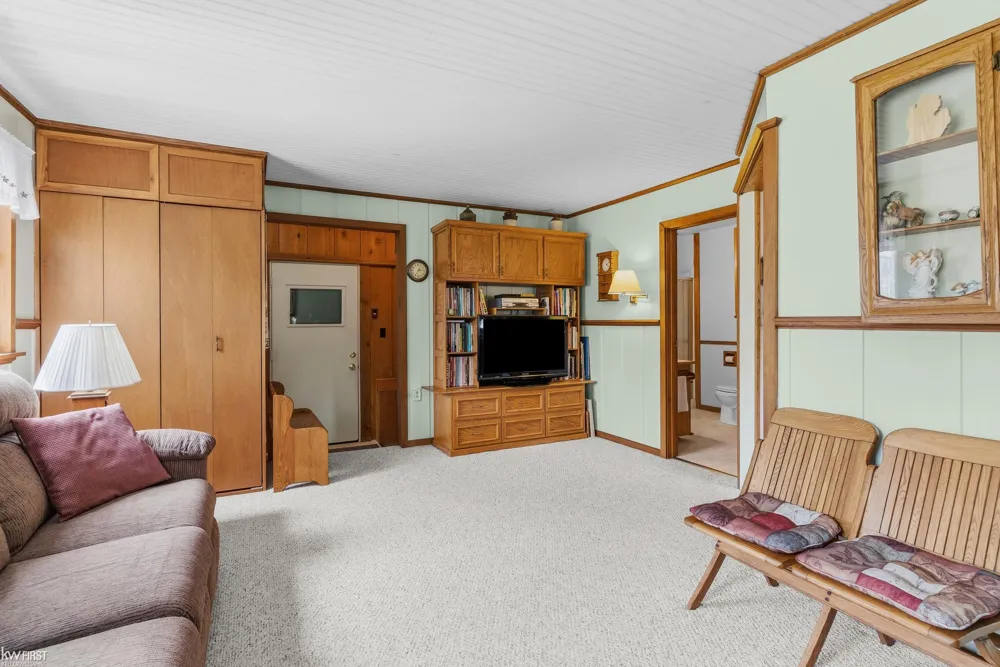 1018 Mildred Street Flushing City, MI 48433