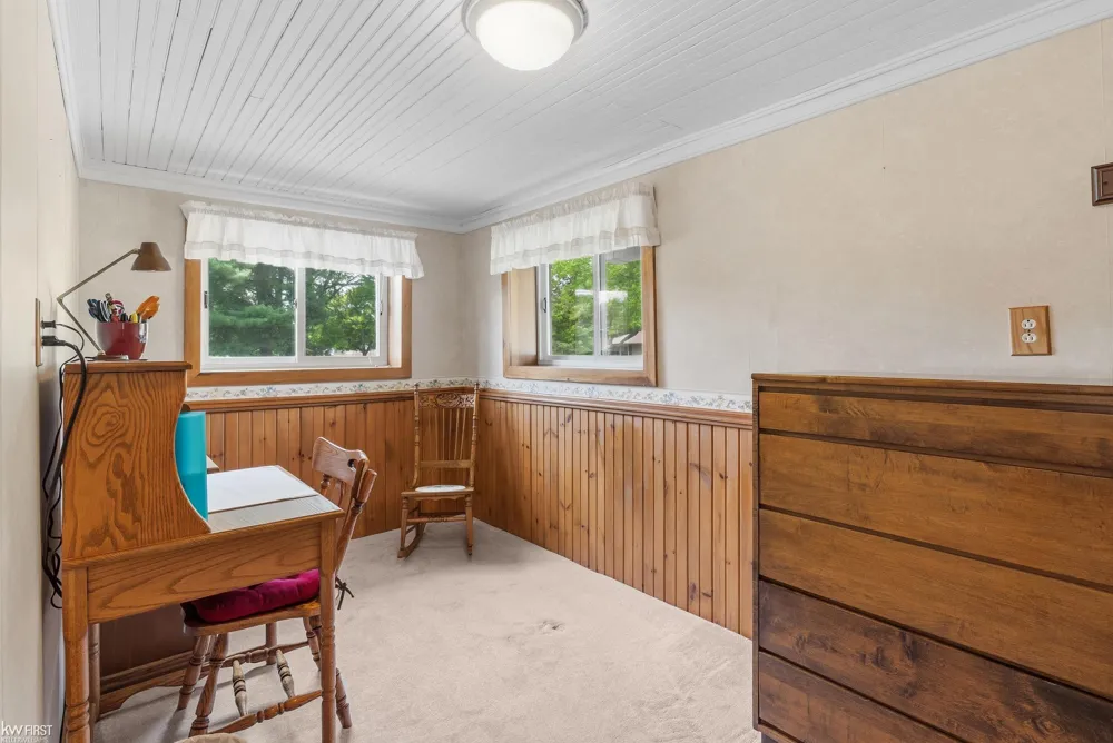 1018 Mildred Street Flushing City, MI 48433