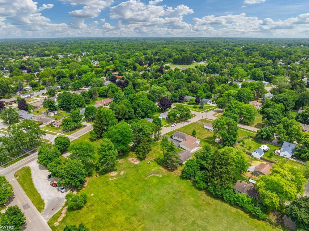 1018 Mildred Street Flushing City, MI 48433