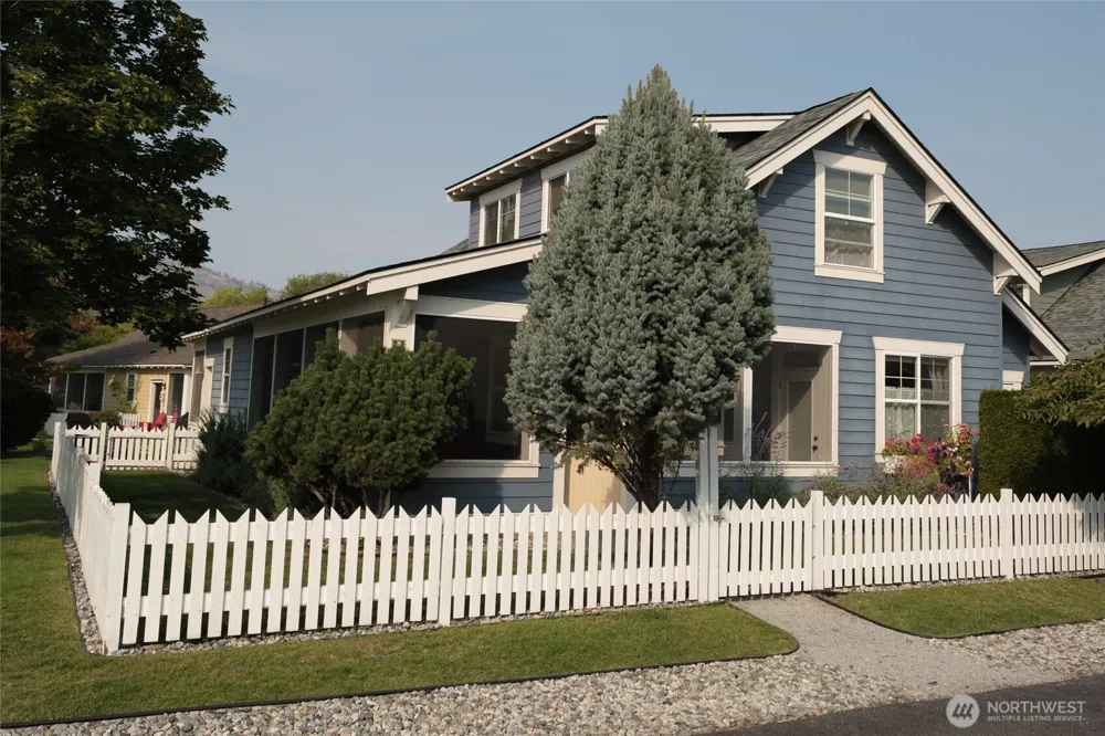 101 Flip Flop Lane Oroville, WA 98844