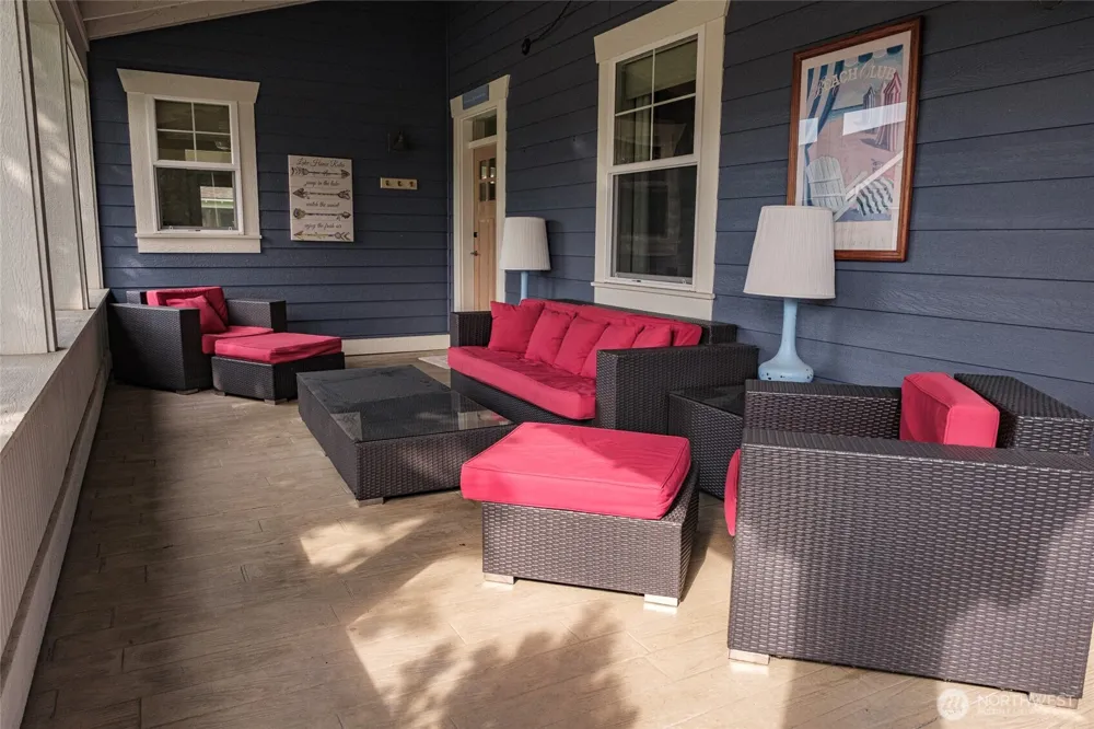 101 Flip Flop Lane Oroville, WA 98844