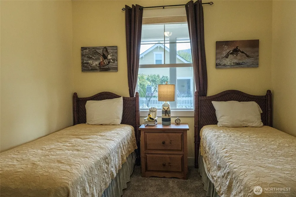 101 Flip Flop Lane Oroville, WA 98844