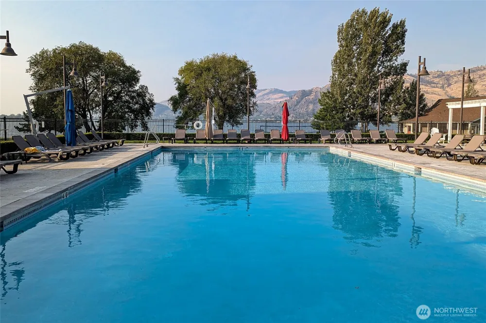 101 Flip Flop Lane Oroville, WA 98844