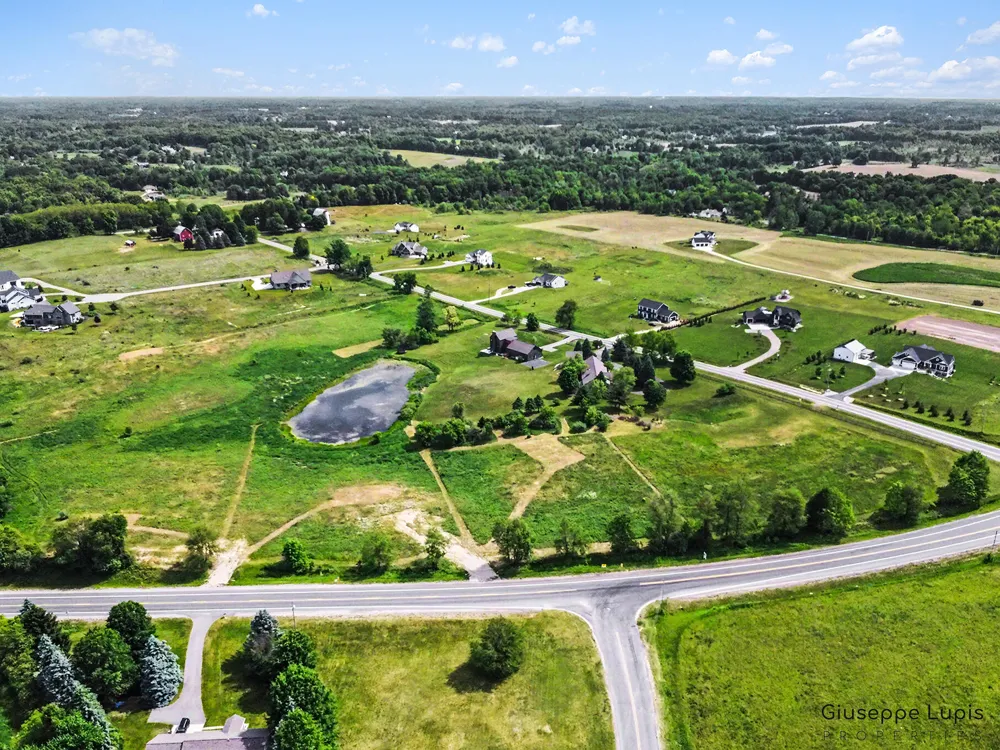 8655 Cannonsburg Road NE Ada, MI 49301