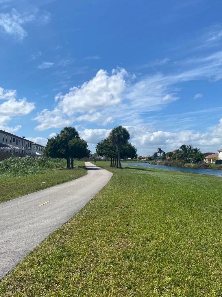 10100 SW 228 Terrace Miami, FL 33190