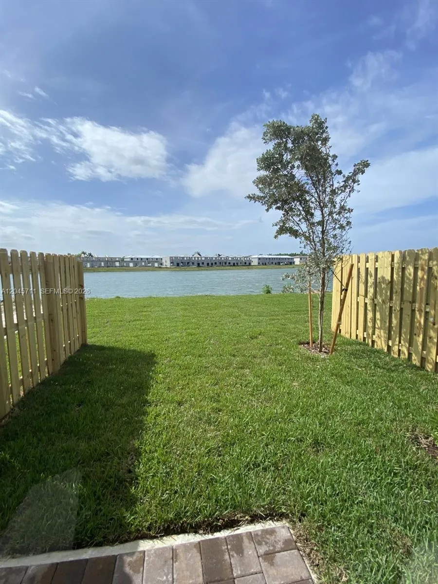 10100 SW 228 Terrace Miami, FL 33190