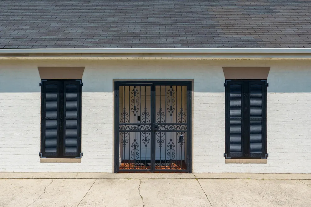 1003 E Brow Road Lookout Mountain, TN 37350