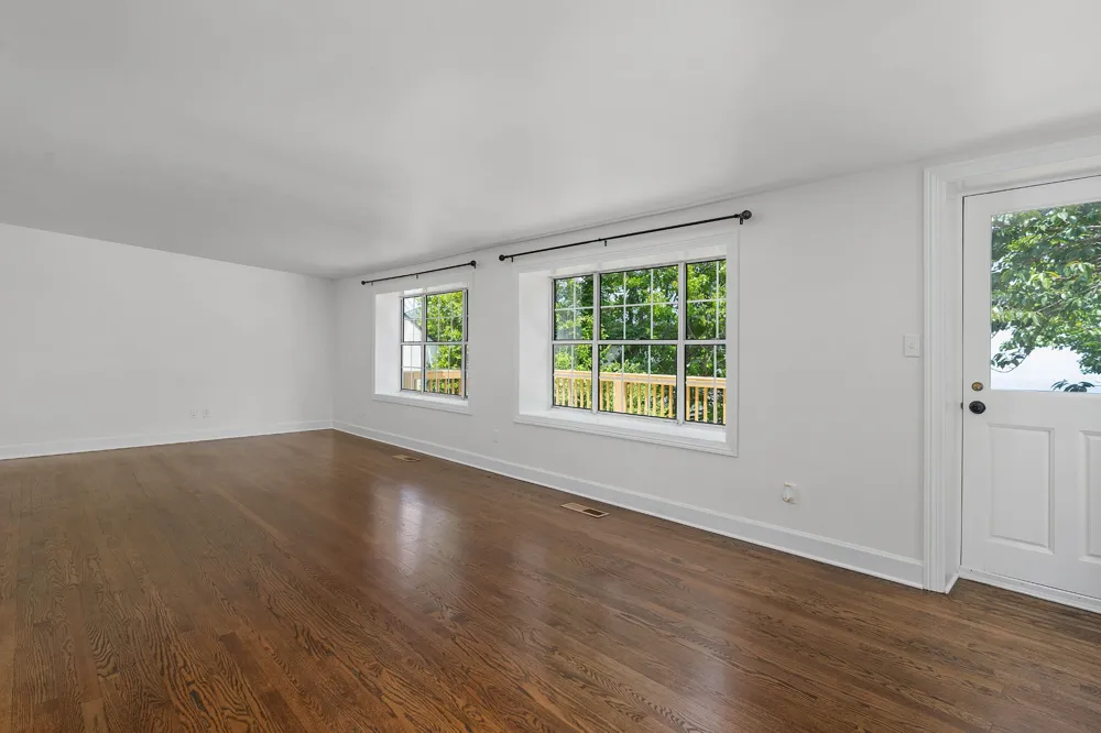 1003 E Brow Road Lookout Mountain, TN 37350