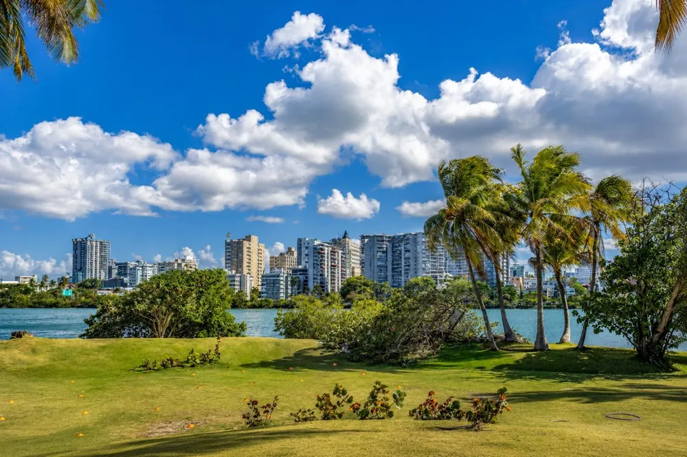 864 ASHFORD AVE. #712 San Juan, PR 00907