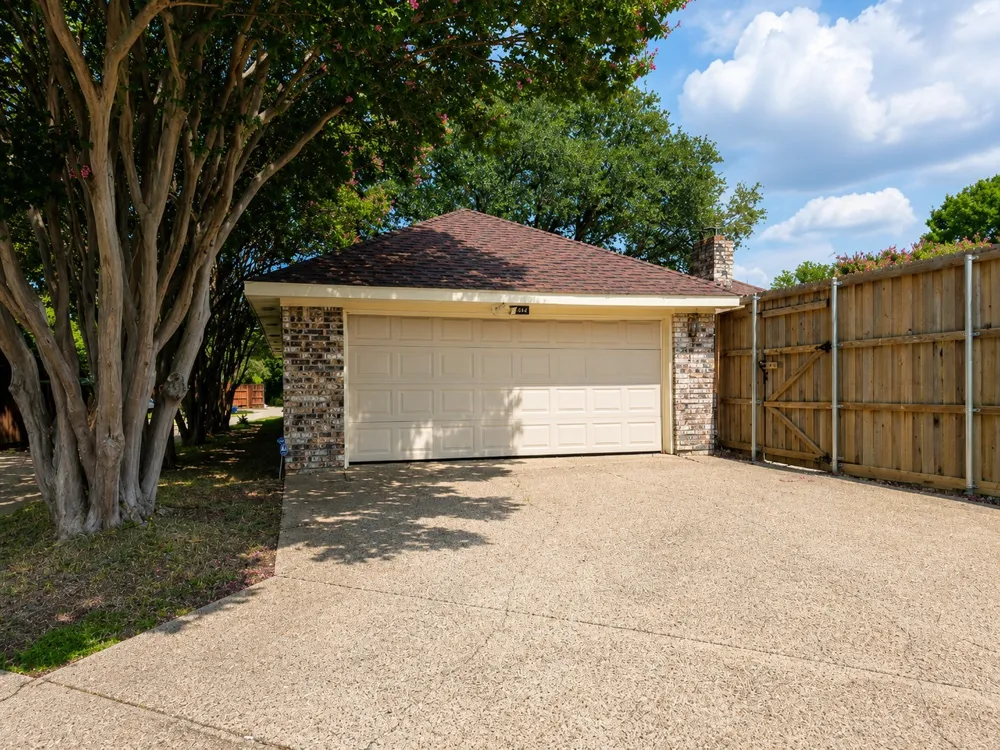 604 S Briarcrest Drive Richardson, TX 75081