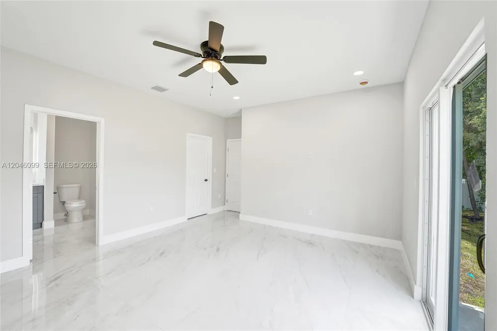 211 NW 14th Ct Dania Beach, FL 33004